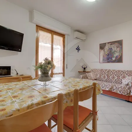 Bilocale Lazely - Goelba Apartament